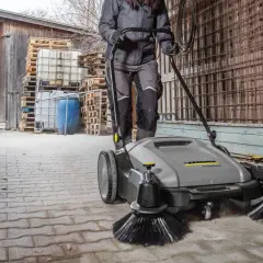 Jaka zamiatarka do kostki brukowej? Wybierz idealną dla siebie