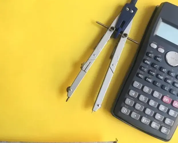 Jak obliczyć żwir na 1m² posadzki? Prosty kalkulator