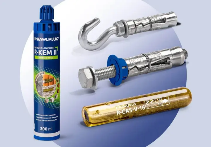 Butelka z kotwą chemiczną i kotwy mechaniczne do betonu.