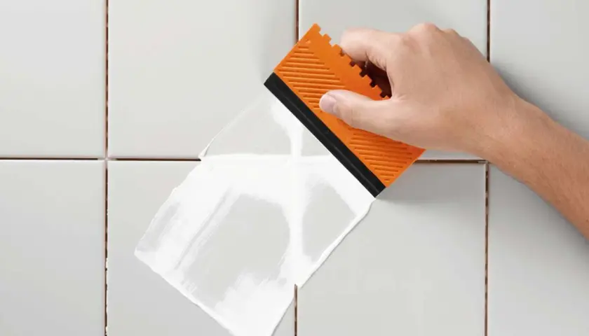 Fuga epoksydowa czy ceramiczna? Porównanie i wybór idealnej
